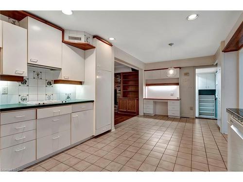 311 Golf Links Road, Ancaster, ON - Indoor Photo Showing Kitchen