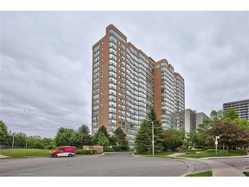 1408-1276 Maple Crossing Boulevard, Burlington, ON - Outdoor With Facade