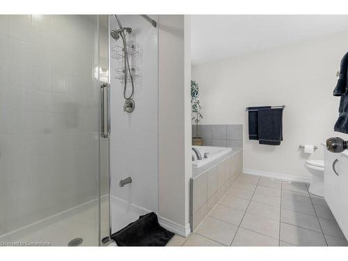 182 Binhaven Boulevard Boulevard, Binbrook, ON - Indoor Photo Showing Bathroom