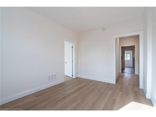 Upper-263 Kensington Avenue N, Hamilton, ON - Indoor Photo Showing Other Room