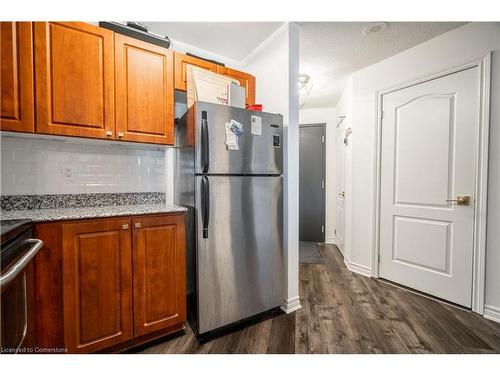 1115-135 James Street, Hamilton, ON - Indoor Photo Showing Kitchen