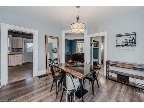 20 Sarah Street, Brantford, ON - Indoor Photo Showing Dining Room