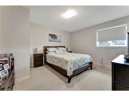 24 Strimble Street, Binbrook, ON - Indoor Photo Showing Bedroom