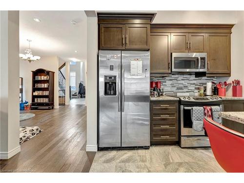 24 Strimble Street, Binbrook, ON - Indoor Photo Showing Kitchen