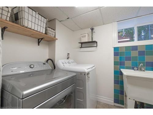 94 Queensdale Avenue E, Hamilton, ON - Indoor Photo Showing Laundry Room