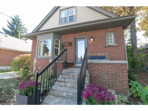 94 Queensdale Avenue E, Hamilton, ON - Outdoor With Exterior