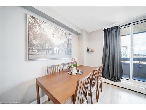 1103-1210 Radom Street, Halton, ON - Indoor Photo Showing Dining Room