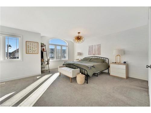 37 Celestial Crescent, Hamilton, ON - Indoor Photo Showing Bedroom