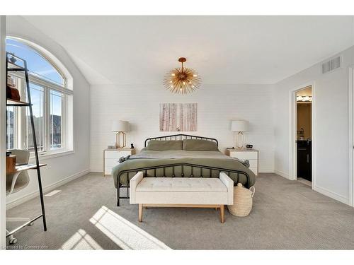 37 Celestial Crescent, Hamilton, ON - Indoor Photo Showing Bedroom