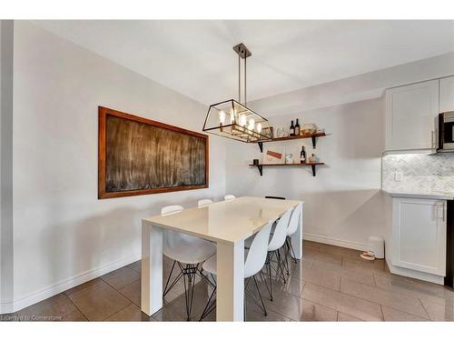 37 Celestial Crescent, Hamilton, ON - Indoor Photo Showing Dining Room