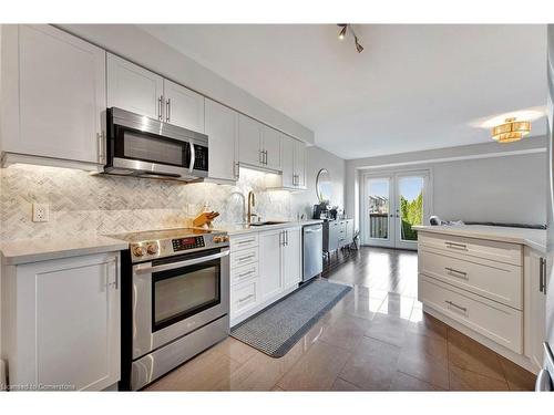 37 Celestial Crescent, Hamilton, ON - Indoor Photo Showing Kitchen With Stainless Steel Kitchen With Upgraded Kitchen