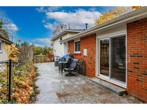 533 Galway Drive, Burlington, ON - Outdoor With Deck Patio Veranda With Exterior