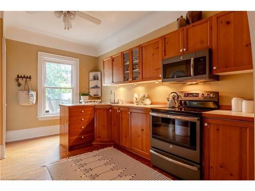 169 Robinson Street, Hamilton, ON - Indoor Photo Showing Kitchen