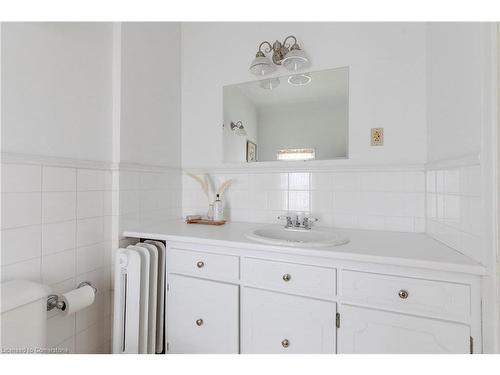 169 Robinson Street, Hamilton, ON - Indoor Photo Showing Bathroom