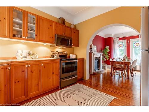 169 Robinson Street, Hamilton, ON - Indoor Photo Showing Kitchen