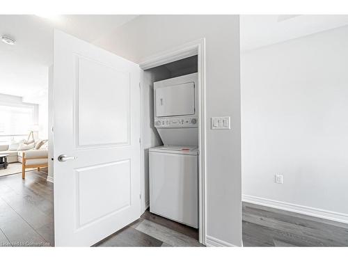 62-5000 Connor Drive, Beamsville, ON - Indoor Photo Showing Laundry Room