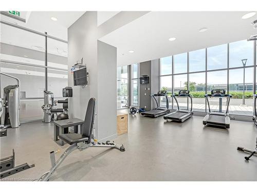 408-2093 Fairview Street, Burlington, ON - Indoor Photo Showing Gym Room