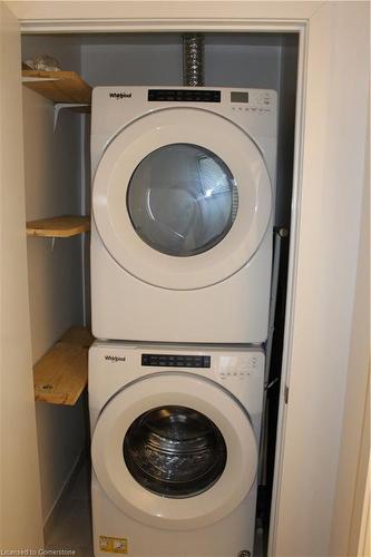 102-16 Markle Crescent, Ancaster, ON - Indoor Photo Showing Laundry Room