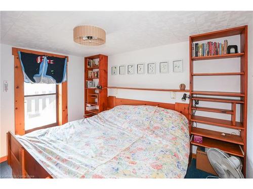 238 Gore A Road, Dunnville, ON - Indoor Photo Showing Bedroom