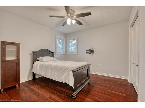 146 Kitty Murray Lane, Ancaster, ON - Indoor Photo Showing Bedroom