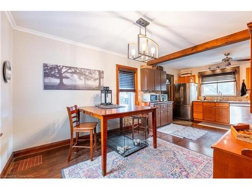 4 Lincoln Avenue, St. Catharines, ON - Indoor Photo Showing Bathroom