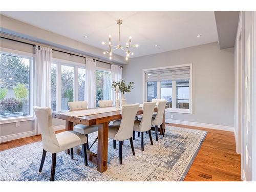 175 Oakhill Place, Ancaster, ON - Indoor Photo Showing Dining Room