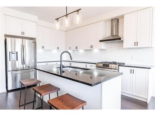 4163 Cherry Heights Boulevard, Lincoln, ON - Indoor Photo Showing Kitchen With Stainless Steel Kitchen With Upgraded Kitchen