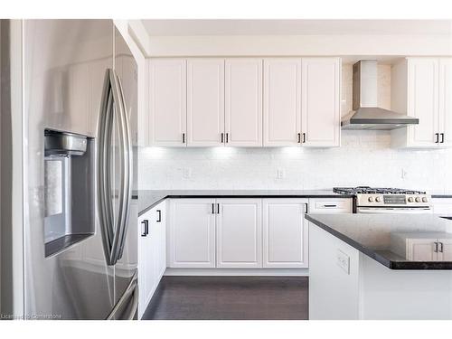 4163 Cherry Heights Boulevard, Lincoln, ON - Indoor Photo Showing Kitchen With Upgraded Kitchen