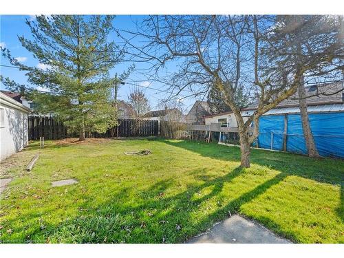 515 Deere Street, Welland, ON - Outdoor With Backyard