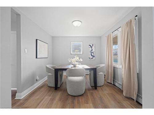 515 Deere Street, Welland, ON - Indoor Photo Showing Dining Room