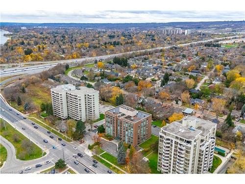 608-1225 North Shore Boulevard E, Burlington, ON - Outdoor With View