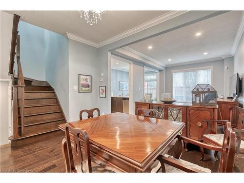 26 Summerberry Way, Hamilton, ON - Indoor Photo Showing Dining Room