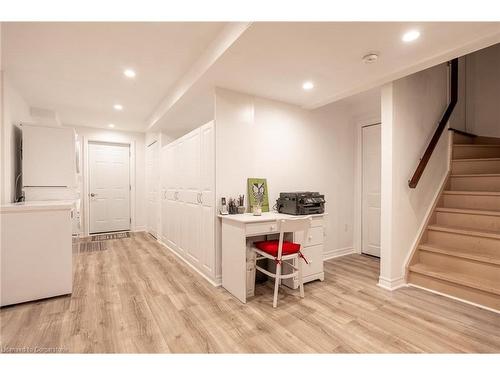 26 Summerberry Way, Hamilton, ON - Indoor Photo Showing Other Room