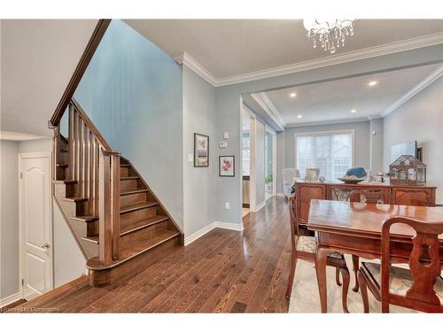 26 Summerberry Way, Hamilton, ON - Indoor Photo Showing Dining Room