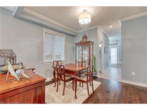 26 Summerberry Way, Hamilton, ON - Indoor Photo Showing Dining Room