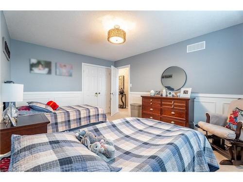 49 Desoto Drive, Hamilton, ON - Indoor Photo Showing Bedroom