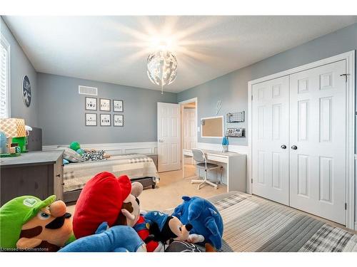 49 Desoto Drive, Hamilton, ON - Indoor Photo Showing Bedroom