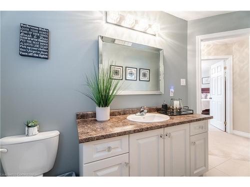 49 Desoto Drive, Hamilton, ON - Indoor Photo Showing Bathroom