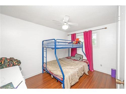 57 Tunis Street, St. Catharines, ON - Indoor Photo Showing Bedroom