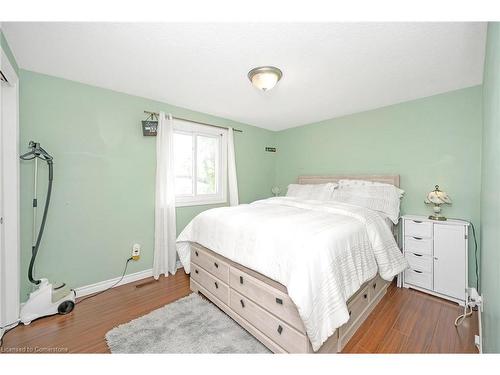 57 Tunis Street, St. Catharines, ON - Indoor Photo Showing Bedroom