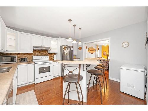 57 Tunis Street, St. Catharines, ON - Indoor Photo Showing Kitchen With Double Sink