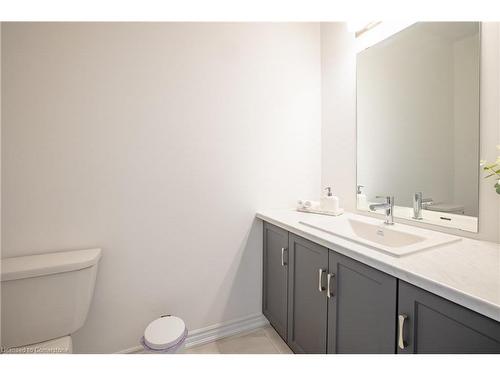 8101 Brookside Drive, Niagara Falls, ON - Indoor Photo Showing Bathroom