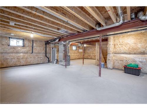 8101 Brookside Drive, Niagara Falls, ON - Indoor Photo Showing Basement