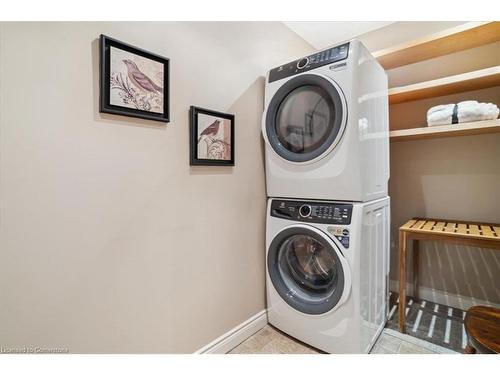 27-515 North Service Road, Stoney Creek, ON - Indoor Photo Showing Laundry Room