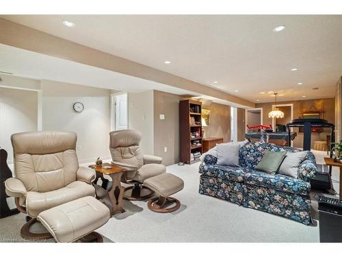 27-515 North Service Road, Stoney Creek, ON - Indoor Photo Showing Living Room