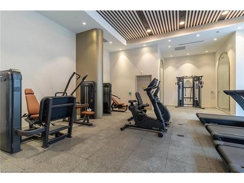 201-1415 Dundas Street E, Oakville, ON - Indoor Photo Showing Gym Room