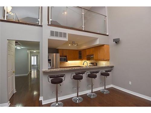 11-25 Hamilton Street South Street, Waterdown, ON - Indoor Photo Showing Kitchen