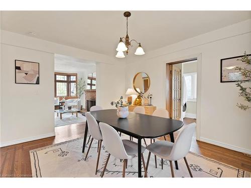 295 Plains Road W, Burlington, ON - Indoor Photo Showing Dining Room