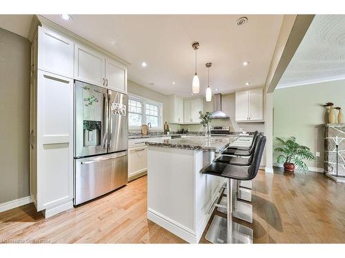 203 Penn Drive, Burlington, ON - Indoor Photo Showing Kitchen With Upgraded Kitchen