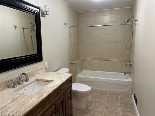 203 Penn Drive, Burlington, ON - Indoor Photo Showing Bathroom